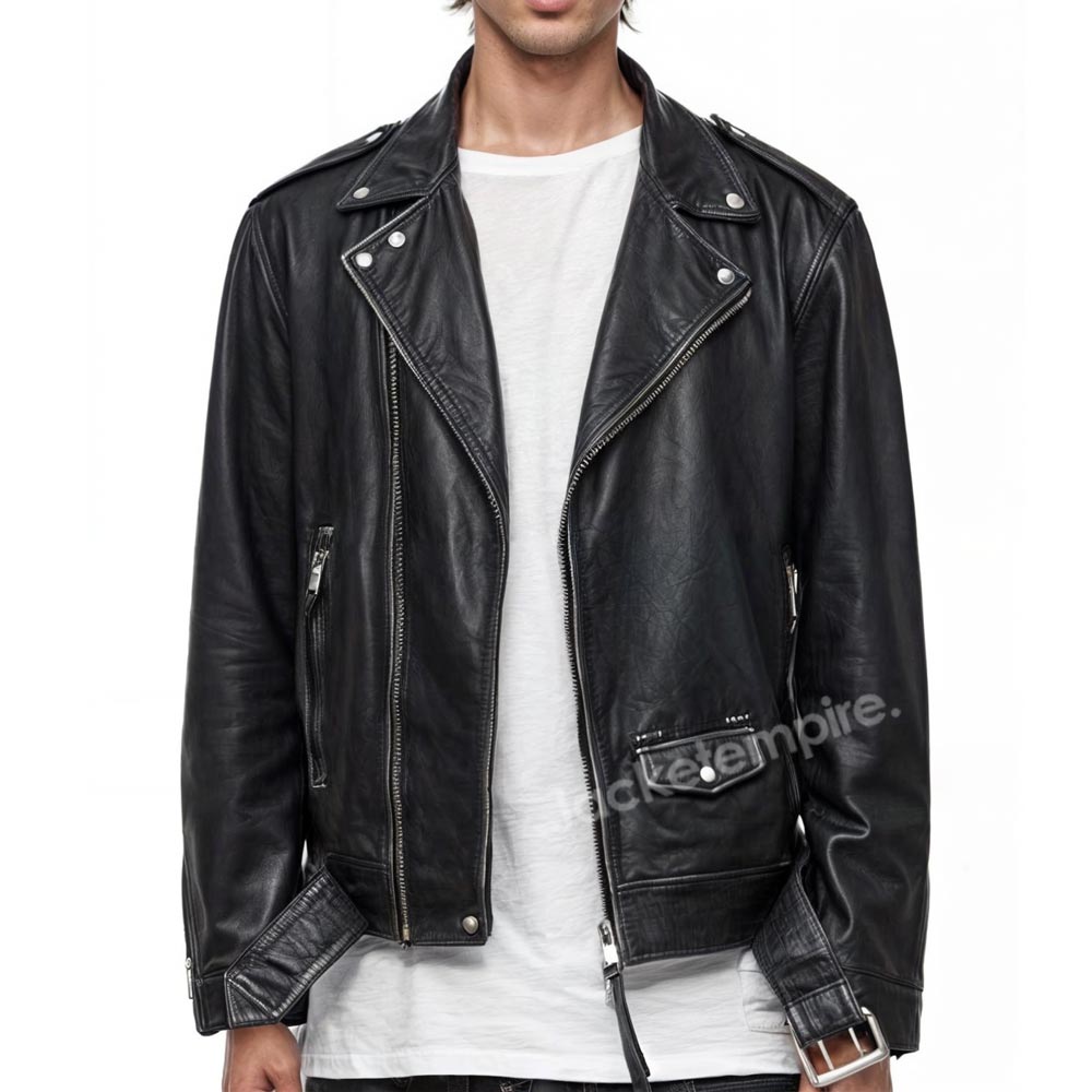 Stylish black leather jacket featuring druig design.